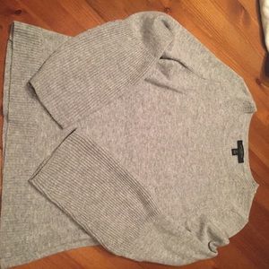 Annt Taylor grey flare sleeve sweater XSP